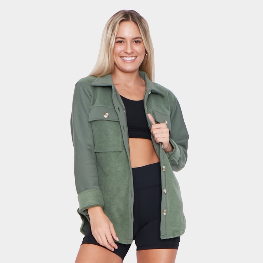 Shacket - Picture 1 of 3